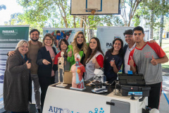 Governo do Paraná entrega primeira unidade dos novos laboratórios didáticos móveis para uso nas aulas da rede estadual
