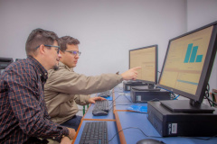 Universidades estaduais estão com inscrições abertas para cursos de especialização, mestrado e doutorado