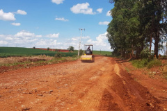 Investimento de R$ 4,2 mi garante conservação de via rural entre Mamborê e Luiziana 