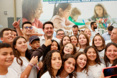 Governador entrega nova escola Maria Loiola Guimarães que tem capacidade para 900 alunos, em Ortigueira. Foto: Gabriel Rosa/AEN