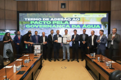 ÁGUA