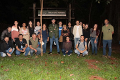 Integrantes do IAT de Cianorte durante pesquisa de campo: parceria com a UEM vai intensificar o estudo científico na região.