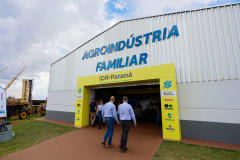 Pavilhão da Agroindústria Familiar do Show Rural reforça importância do apoio do Estado