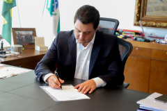 GOV