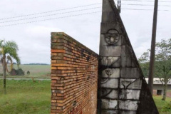 -DER/PR contrata restauração de monumento rodoviário de Poty Lazzarotto 