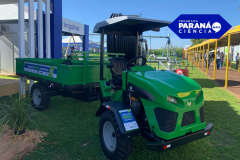 Trator elétrico desenvolvido na Unioeste promove uso de tecnologia sustentável no campo