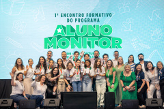 Aluno Monitor: entrega de celulares e protagonismo estudantil marcam abertura de evento em Foz do Iguaçu
