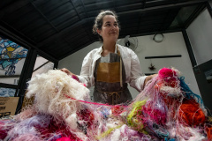 Tridimensionalidade do fio: conheça Ana Beatriz Artigas, a nova residente  artística do Museu casa Alfredo Andersen
