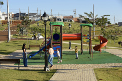  Parque Urbano de Cianorte alia recuperação ambiental, educação e lazer em um único espaço social.