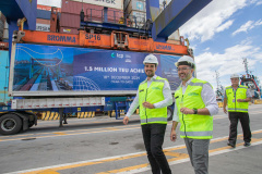 Porto de Paranaguá bate recorde histórico de movimentação de contêineres