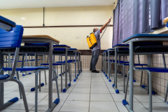 Limpeza, roçada e pintura: escolas estaduais se preparam para volta às aulas no Paraná