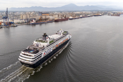  Navio de cruzeiro Vasco da Gama atraca no Porto de Paranaguá