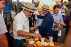 Entrega do Troféu de Melhor Queijo da América Latina (Stand Biopark) 