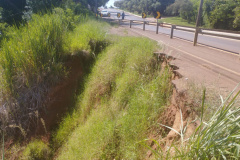 Novo bueiro em Ribeirão do Pinhal