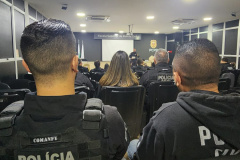 PCPR deflagra operação contra o delivery de drogas e prende sete em Fazenda Rio Grande