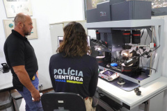 Polícia Científica realiza a entrega de dois novos comparadores balísticos