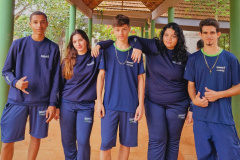 Parceiro da Escola inicia entrega de uniformes para colégios estaduais