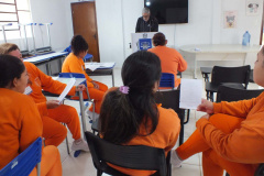 Mulheres em fase final de pena recebem apoio para recomeçar a vida fora do cárcere