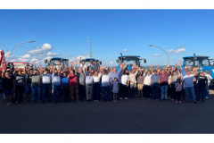 SEAB ENTREGA MÁQUINAS NOVA PRATA DO IGUAÇU
