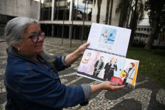 Fã da Orquestra Sinfônica do Paraná e de Beatles, artista ilustra concertos há mais de uma década