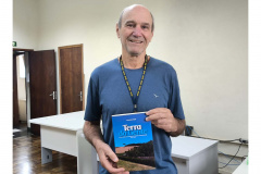 Novo livro mostra os 170 anos de evolução da agropecuária paranaense