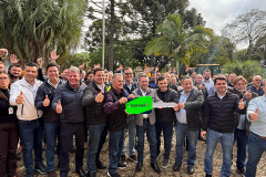ENTREGA EQUIPAMENTOS AGRÍCOLAS