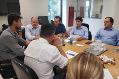 A aprovação do programa Paraná Urbano III foi o foco da reunião entre dos secretários de Estado do Desenvolvimento Urbano, João Carlos Ortega, e do Planejamento, Valdemar Bernardo Jorge.  Curitiba, 09/01/2019  -  Foto: Divulgação SEDU