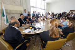 O secretário da Fazenda Renê de Oliveira Garcia Junior, detalha em entrevista coletiva a situação das contas do Estado, do novo SIAF, Sistema de Gestão Financeira do Governo e as medidas que vem adotando. - Curitiba, 10-01-19.Foto: Arnaldo Alves / ANPr.