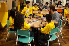 Biblioteca Pública do Paraná promove neste sábado (12) mais uma edição do Sábado Lúdico. O evento, mensal e gratuito, acontece na Seção Infantil, das 10h às 12h. Realizado no primeiro sábado de cada mês, o encontro é uma parceria entre a Seção Infantil e o grupo de RPG da Biblioteca.Foto: SEEC