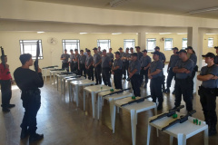 Agentes penitenciários que integram o quadro efetivo do Estado participaram do terceiro curso de escolta prisional realizado na cidade de Maringá. O objetivo foi capacitar esses servidores para compor os grupos especializados do Setor de Escolta Prisional do Departamento Penitenciário do Paraná (Depen).  Foto: Divulgação/Depen
