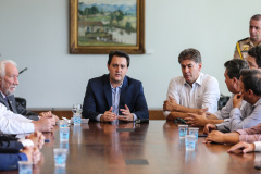 O Governador do Estado, Carlos Massa Ratinho Junior, assina o decreto que transfere a sede do governo para Cascavel, durante o Show Rural.
Curitiba,31/01/2019. Foto: Geraldo Bubniak/ANPr