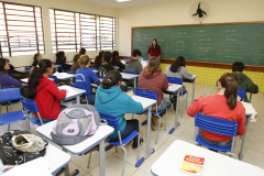 O ano letivo na rede estadual de ensino vai começar com uma série novidades. Nesta quinta-feira (31), o secretário de Estado da Educação Paraná, Renato Feder, aprovou uma alteração na carga horária dos diretores, atendendo a pleito da APP-Sindicato.  -  Curitiba, 31/01/2019  -  Foto: Arquivo ANPr