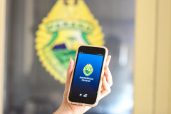 a Polícia Militar do Paraná lançou o APP 190 ? Emergência Paraná para o sistema iOS e também divulgou um balanço dos quatro meses de funcionamento do aplicativo, que está em uso em Curitiba e Região Metropolitana na versão para Android, lançada no início de outubro do ano passado.  -  Curitiba, 11/02/2019  -  Foto: Soldado Priscilla Carvalho