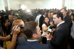 Governador Carlos Massa Ratinho Júnior da posse ao deputado federal licenciado Sandro Alex na Secretaria da Infraestrutura e Logística  -  Curitiba, 13/02/2019  -  Foto: Jaelson Lucas/ANPr