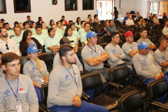 A Companhia de Saneamento do Paraná (Sanepar) e a Secretaria Municipal do Meio Ambiente de Curitiba vão reforçar a parceria nos próximos meses para a despoluição dos rios urbanos de Curitiba. Na foto, Técnicos farão vistorias e ações de educação socioambiental    -  Curitiba, 15/02/2019  -  Foto: Divulgação Sanepar