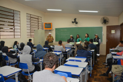 Detran-PR faz abordagens nas salas na Operação Volta às Aulas.Foto: Divulgação/DetranPR