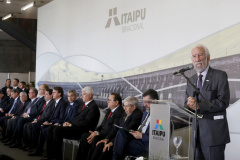 O governador em exercício Darci Piana participou nesta terça-feira (26), em Foz do Iguaçu, da cerimônia de posse do novo diretor-geral brasileiro da Itaipu Binacional, general Joaquim Silva e Luna, com as presenças do Presidente Jair Bolsonaro e do presidente do Paraguai, Mario Abdo Benítez; dos ministros almirante Bento Albuquerque, de Minas e Energia e Ernesto Araújo, de Relações Exteriores  - Foz do Iguaçu, 26/02/2019 - Foto: Arnaldo Alves/ANPr