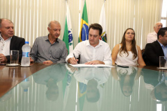 Governador Carlos Massa Ratinho Junior libera recursos para pavimentação asfáltica em Araucária.  -  Araucária, 20/03/2019  -  Foto: Rodrigo Félix Leal