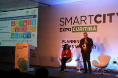 O superintendente executivo do Serviço Social Autônomo (Paranacidade), Álvaro Cabrini Junior, apresentou nesta sexta-feira (22) uma palestra no SmartCity , em Curitiba. Com o tema ?Cidades Circulares - Planejanfo Cidades Sustentáveis, Inovadoras e Inclusivas?  -  cURITIBA, 22/03/2019  -  fOTO: dIVULGAÇÃO sedu