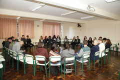 A prevenção ao uso de álcool e outras drogas é o foco dos debates e ações pedagógicas promovidas pela Secretaria de Estado da Educação e do Esporte durante a campanha Junho - Paraná Sem Drogas. Foto: Hedson Alves/Arquivo SEED