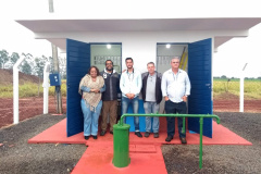 Representantes da Fundação Nacional de Saúde (Funasa) estiveram nesta semana no Paraná para conhecer o programa de saneamento rural da Sanepar, que pode ser considerado referência devido aos resultados apresentados. Na foto, Equipe da Funasa em comunidade da Estrada do Paraíso, em São Manoel  -  Curitiba, 28/06/2019  -  Foto: Divulgação Sanepar