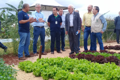 O vice-governador do Paraná, Darci Piana, e o secretário estadual da agricultura e do Abastecimento, Noberto Ortigara, visitaram nesta quarta (3) a Expotécnica, feira agropecuária realizada em Sabáudia, norte do estado. A feira, na sua 26ª edição, se destaca pela elevada presença de produtores rurais de toda a região e pelas inovações trazidas ao homem do campo.  -  Sabáudia, 03/07/2019  -  Foto: Lucas V.de Araújo/Iapar