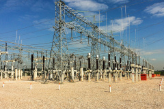 A Copel foi apontada pela sétima vez nos últimos nove anos como a melhor distribuidora de energia do Brasil na opinião de seus consumidores.  Na foto, a subestação de energia Curitiba Leste e a rede de transmissão que a conecta ao Sistema Interligado Nacional.Foto: Divulgação Copel
