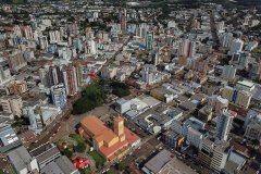ato Branco, no Sudoeste do Paraná, é destaque na geração de empregos no Estado. De acordo com o Cadastro Geral de Empregados e Desempregados (Caged), do Ministério da Economia, divulgado no fim de junho, o município de pouco mais de 80 mil habitantes fechou os primeiros cinco meses de 2019 com 1.894 vagas abertas.Foto: José Fernando Ogura/ANPr