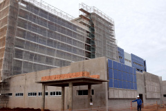 O Governo o Estado vai repassar mais recursos para a continuidade das obras de construção do Hospital Regional de Ivaiporã, no Vale do Ivaí. A Declaração de Adequação Orçamentária de Despesa e Regularidade, que garante que há recursos para este fim, foi assinada pelo secretário de Estado da Saúde, Beto Preto.Foto: Divulgação/SESA