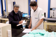 O Tecpar Certificação chegou à marca de 15 mil auditorias realizadas em 22 anos de atuação. As avaliações feitas pela unidade fazem parte do processo de certificação de sistema de gestão da qualidade de empresas de todo o Brasil. A maioria delas mantém contratos contínuos com registro de até duas décadas de relacionamento.Foto: Divulgação/Tecpar