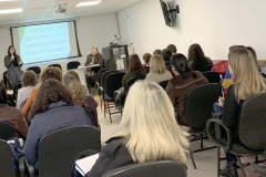 Capacitação prepara servidores para acolher casos de autolesão. Foto: Divulgação/SESA