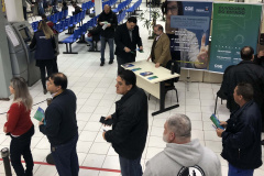 Equipes da Controladoria-Geral do Estado começam nesta quarta-feira (04) a visitar espaços públicos vinculados ao Governo do Paraná para levantar necessidades e expectativas da população. Esta é a primeira ação do Projeto CGE Itinerante, que envolve as coordenadorias de Ouvidoria Geral e de Transparência e Controle Social. O objetivo é do trabalho é avaliar a qualidade dos serviços estaduais e traçar estratégias para atender às necessidades do cidadão. Foto: Divulgação/CGE
