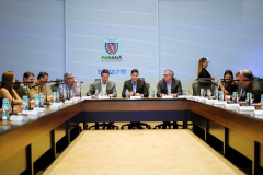 O Governo do Paraná instalou nesta quarta-feira (11) o Comitê Permanente de Desburocratização, uma das ações do Programa Descomplica, que foi lançado no mês passado e tem como foco simplificar a vida dos empreendedores