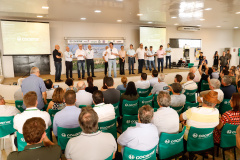 O governador Carlos Massa Ratinho Junior lançou nesta quinta-feira (12), em Paranavaí, o Programa de Irrigação, que tem como objetivo aumentar a produtividade agrícola e potencializar a produção do Paraná